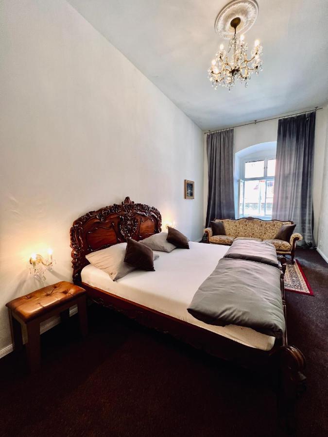 Csaky Palace Bratislava Appartement Buitenkant foto